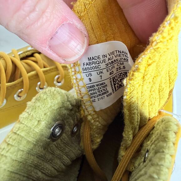 Converse Chuck Taylor All Star Boots Women's 9 Yellow Lace-Up High Top Shoes - Picture 11 of 11